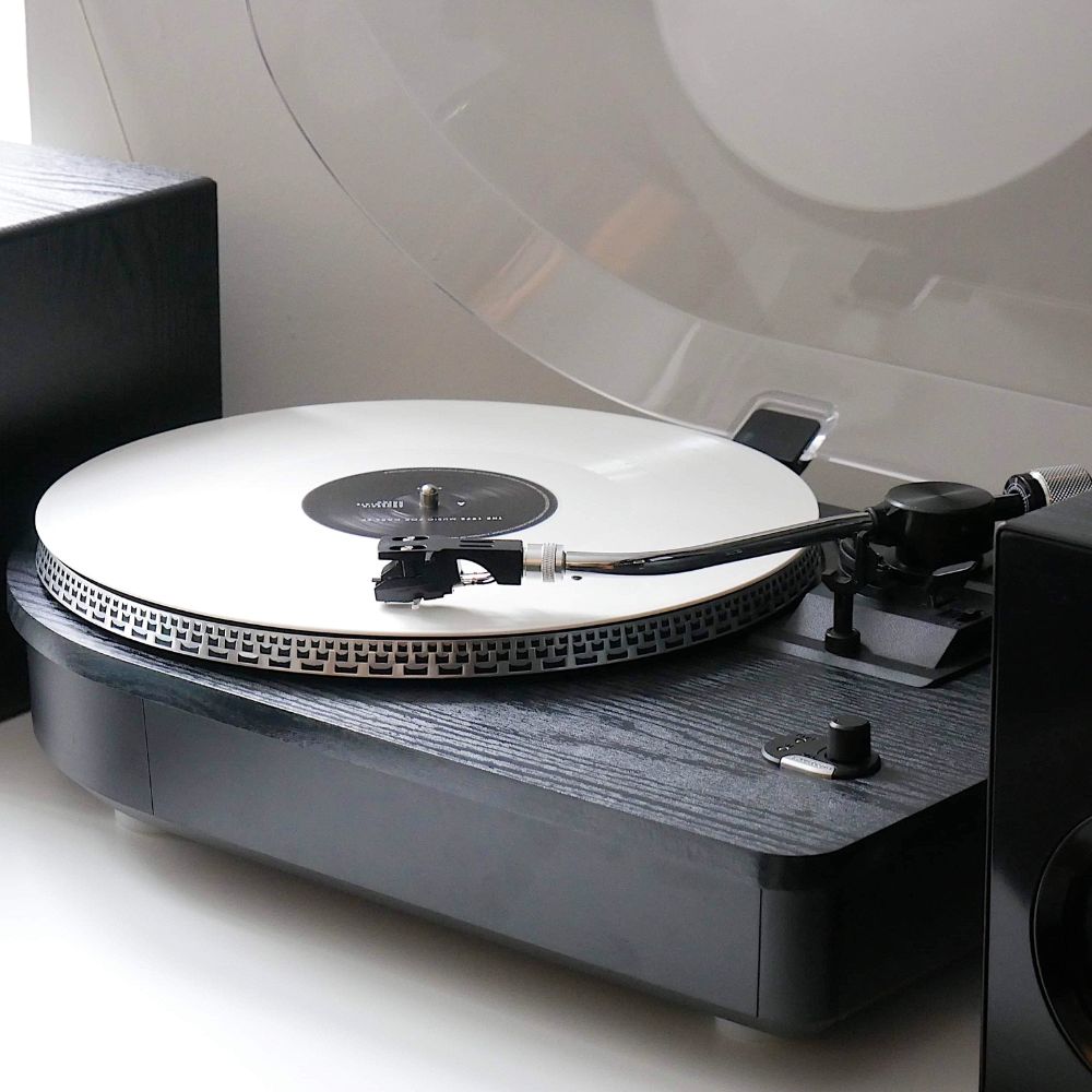 Camden Luxury Record Player with Bluetooth - Black