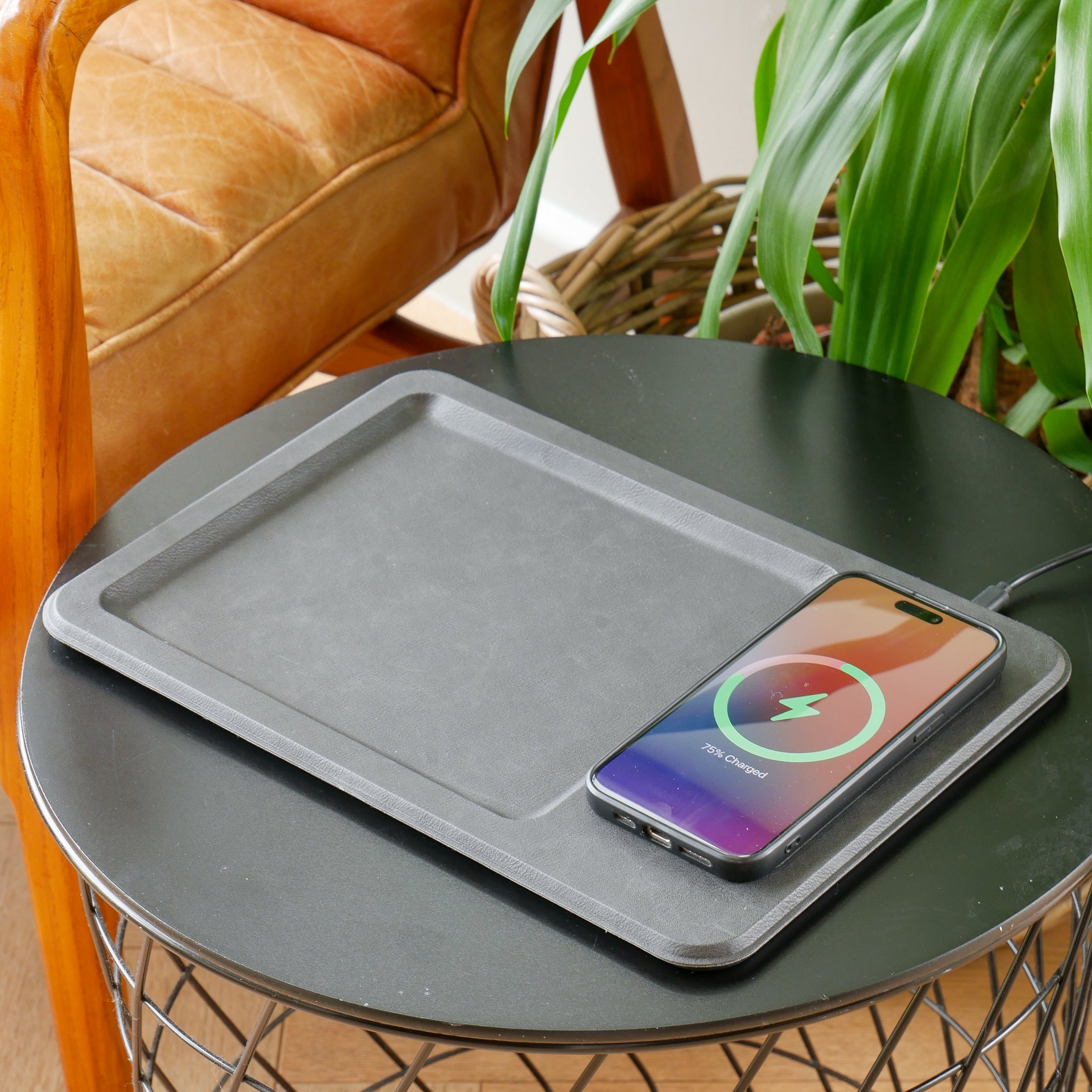 PU Leather Wireless Charging Vanity Tray Black