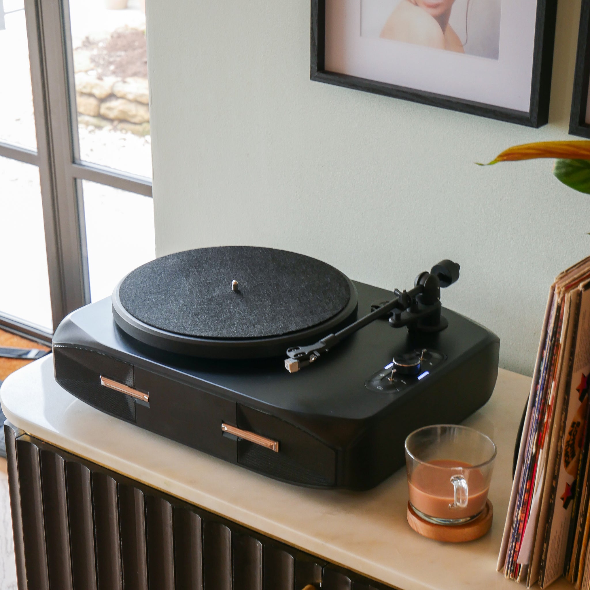 Mayfair Fully Automatic Record Player With Built in Speakers