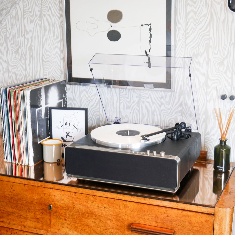 Richmond Deluxe High Power Record Player - Black