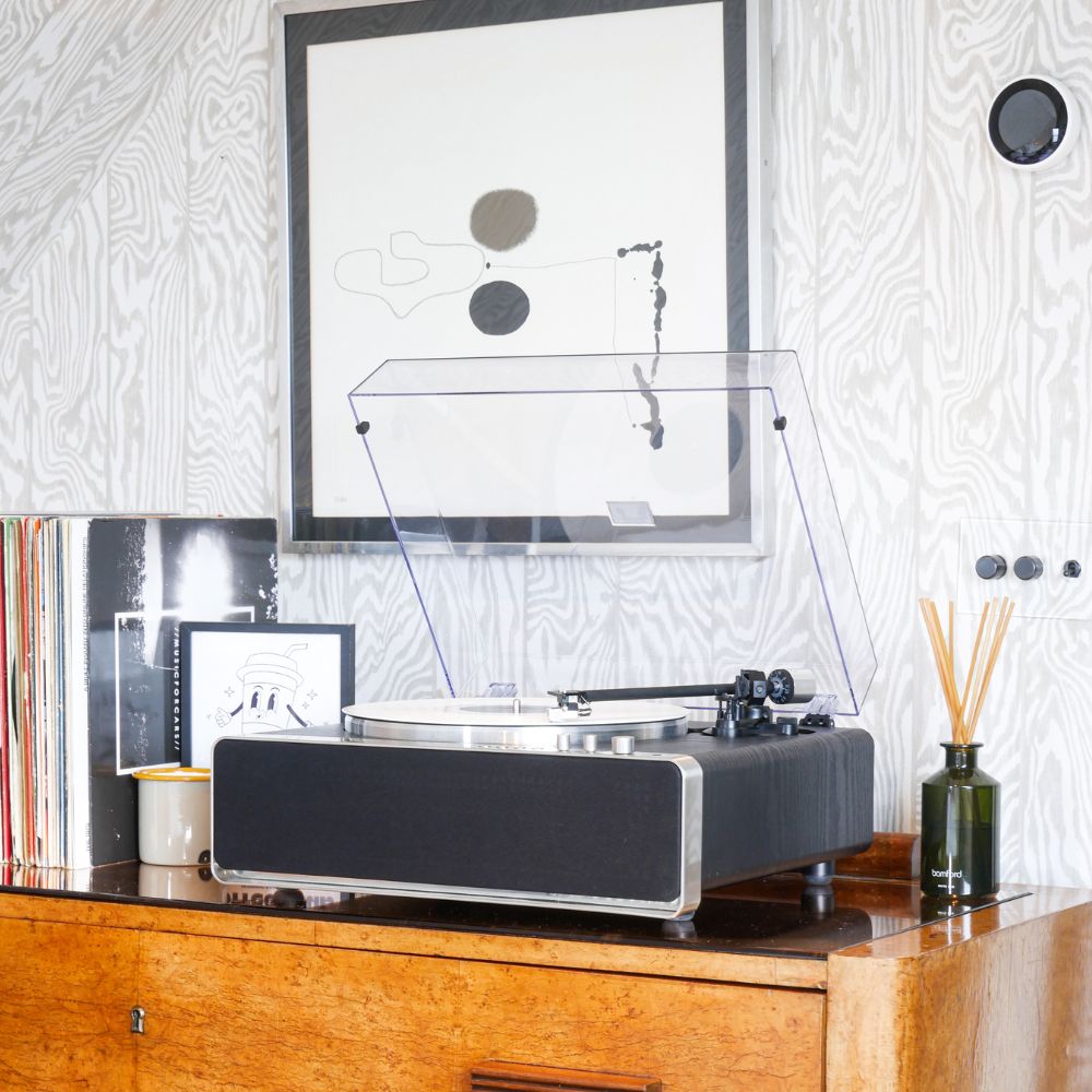 Richmond Deluxe High Power Record Player - Black