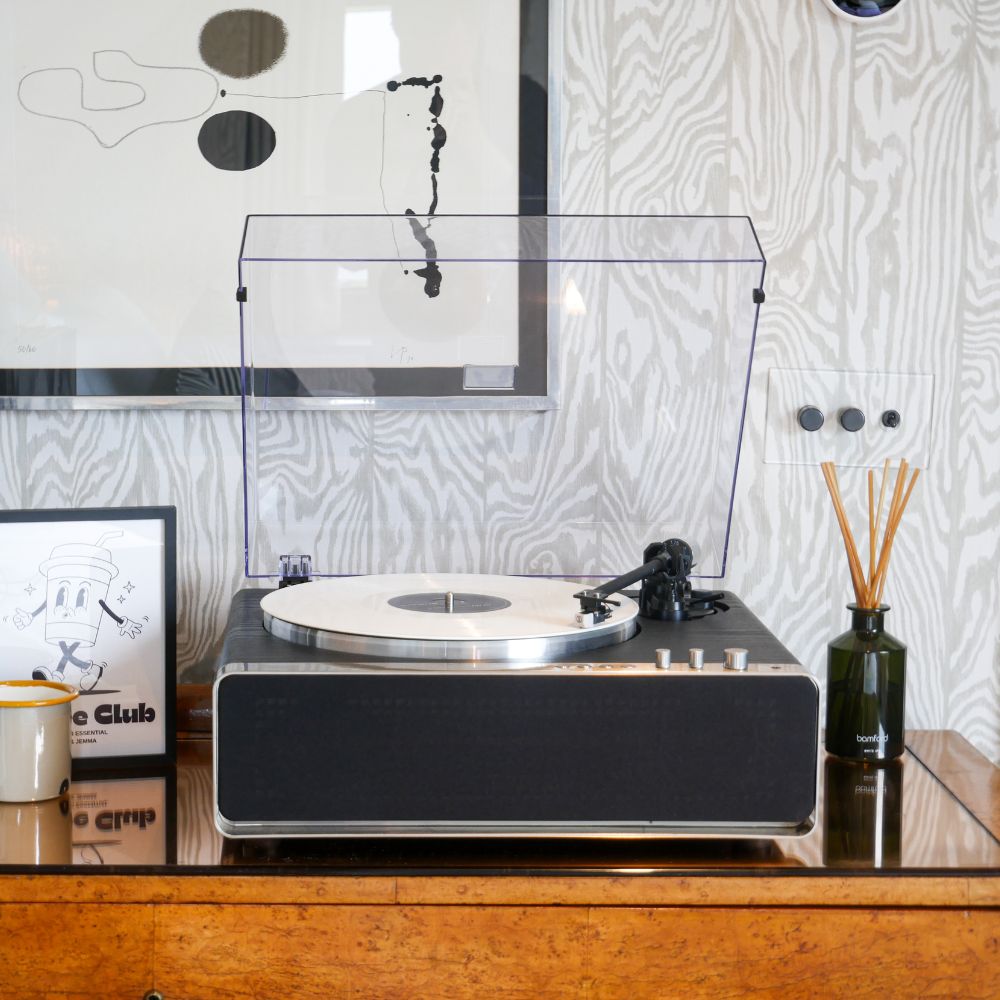 Richmond Deluxe High Power Record Player - Black