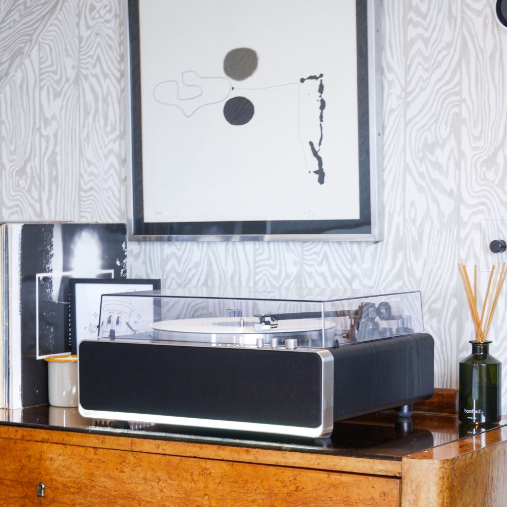 Richmond Deluxe High Power Record Player - Black