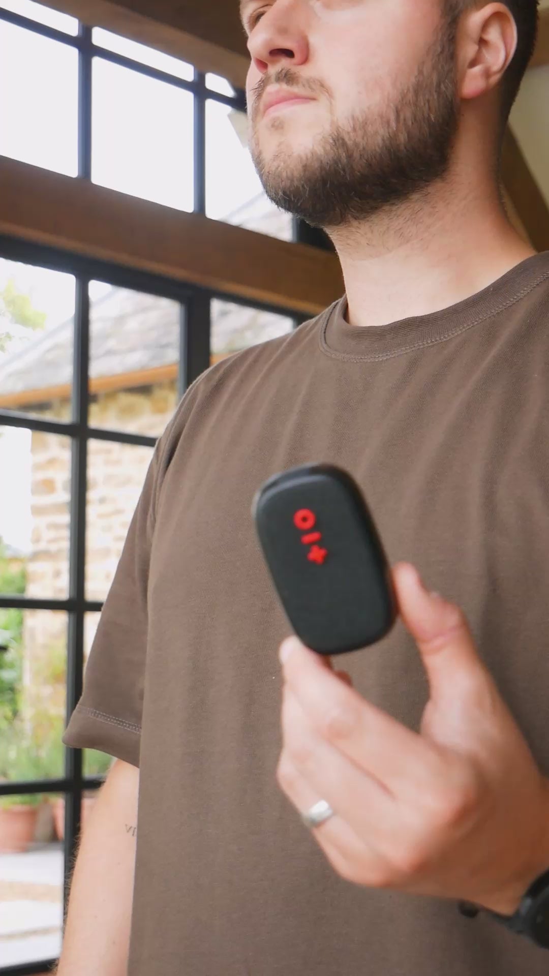 Clip On Mini Bluetooth Speaker
