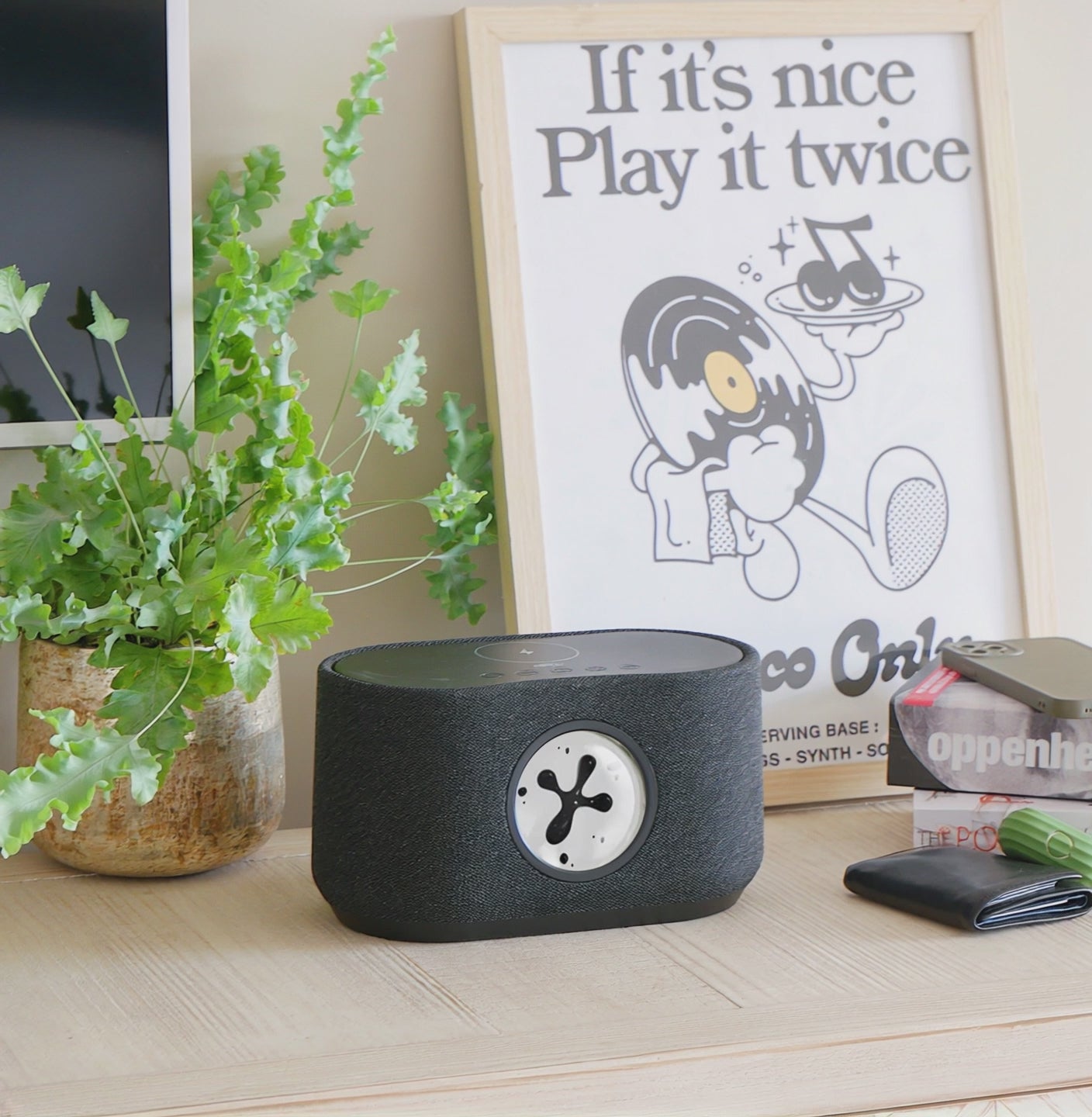 Magna Sound Dancing Fluid Bluetooth Speaker- Dark Grey