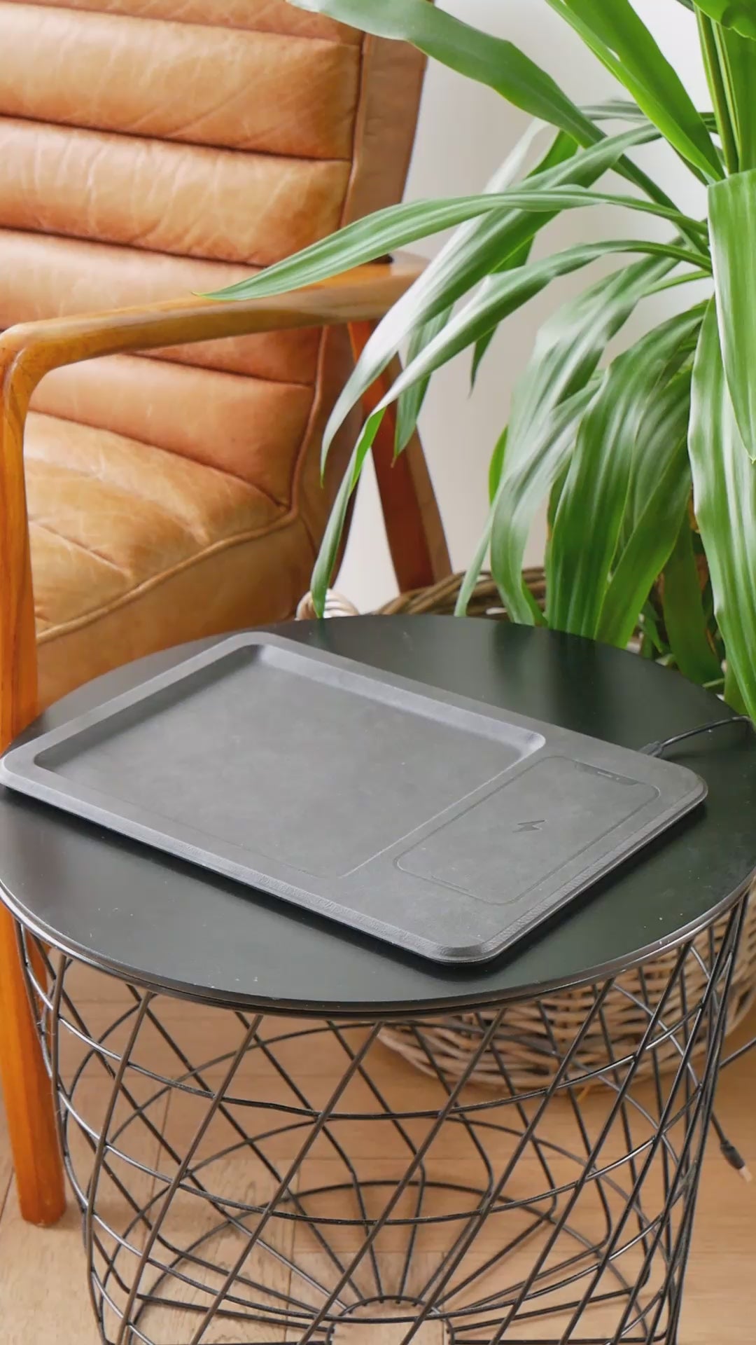 PU Leather Wireless Charging Vanity Tray Black