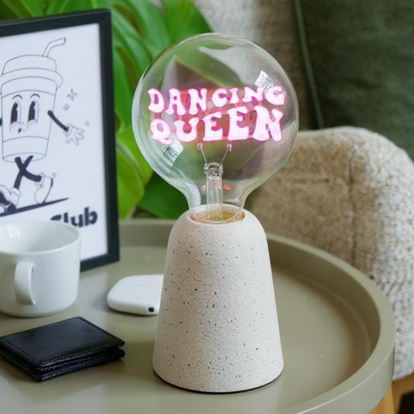 Dancing Queen Text Bulb & Table Lamp - Screw Down
