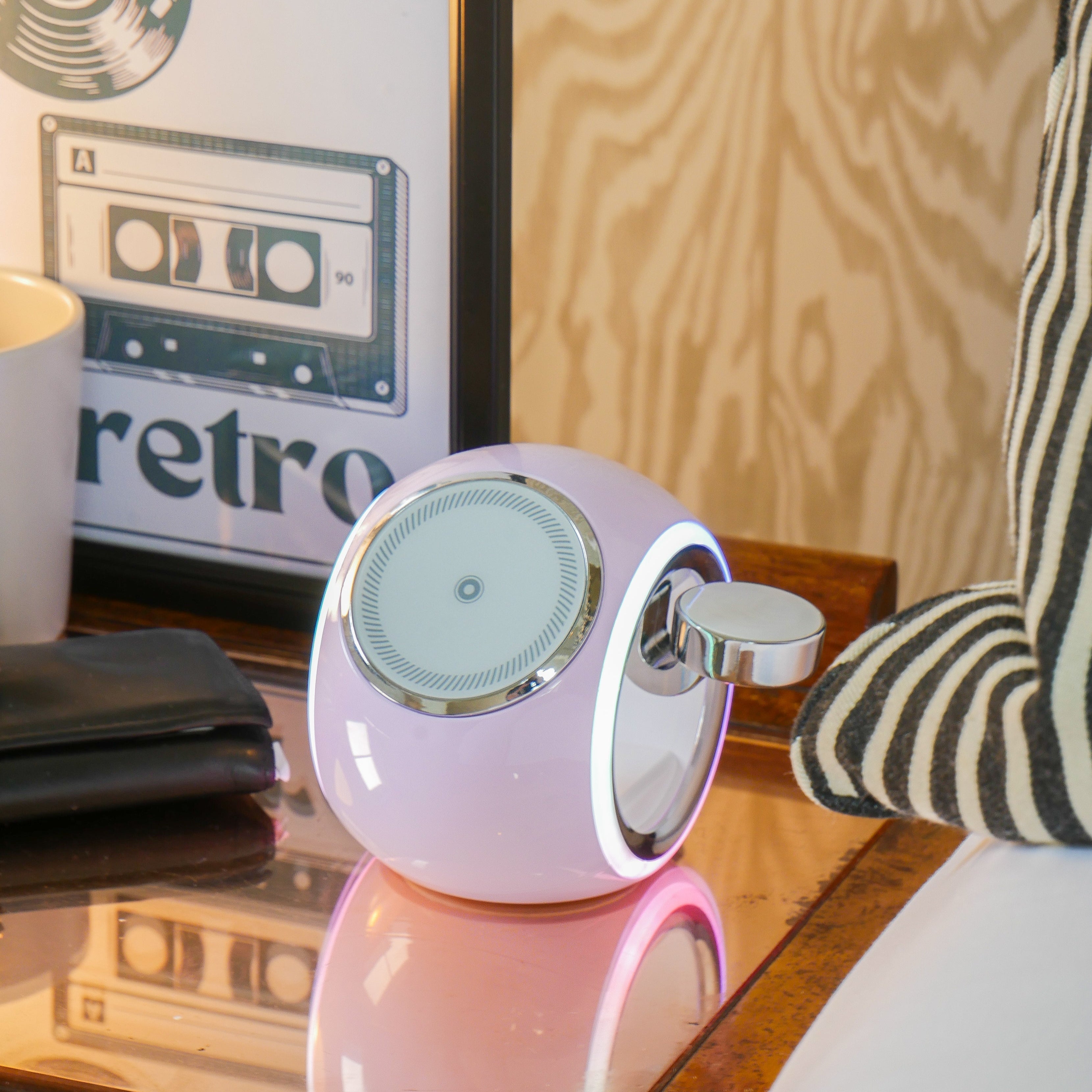 Capsule 3 in 1 Apple Wireless Charging Station - Pink