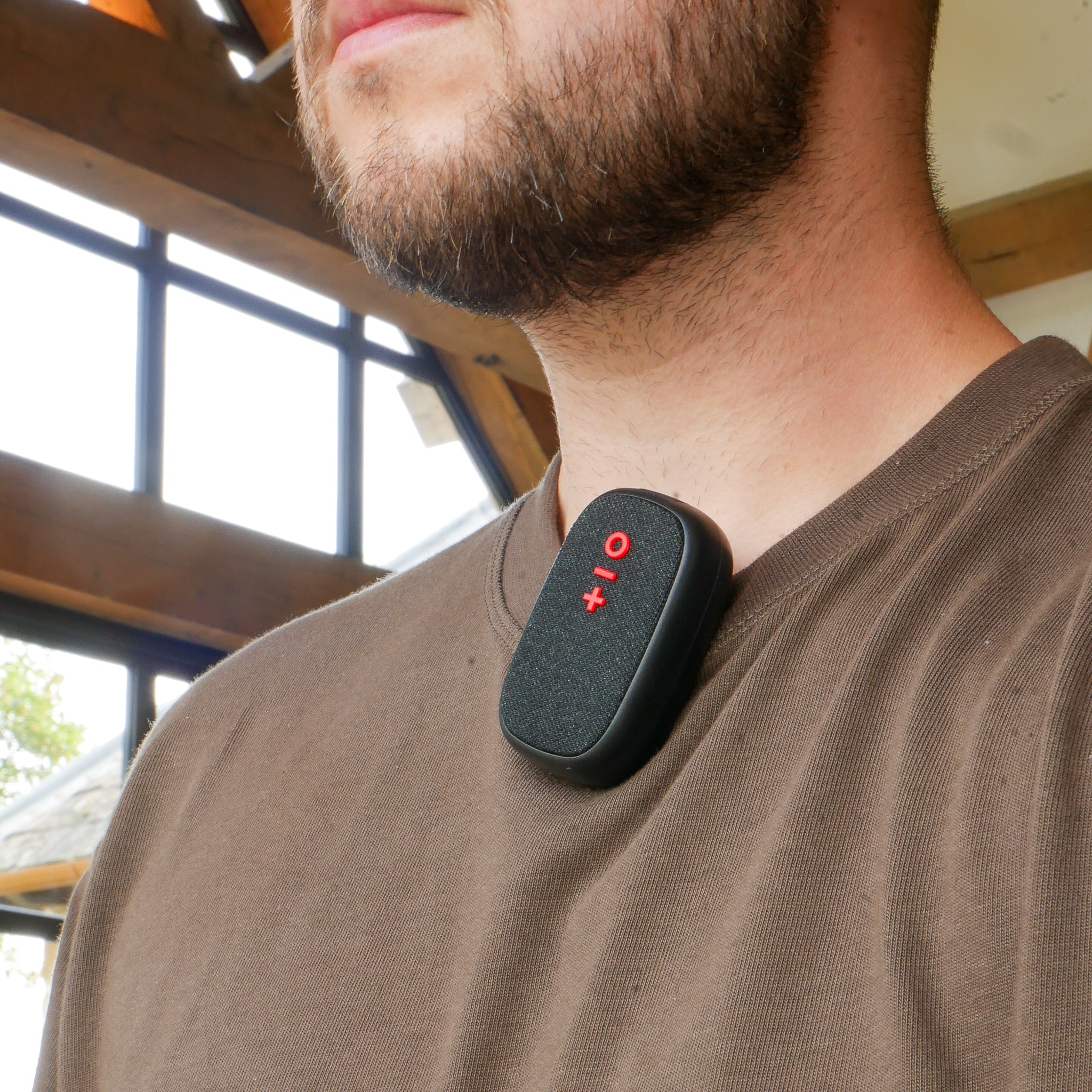 Clip On Mini Bluetooth Speaker