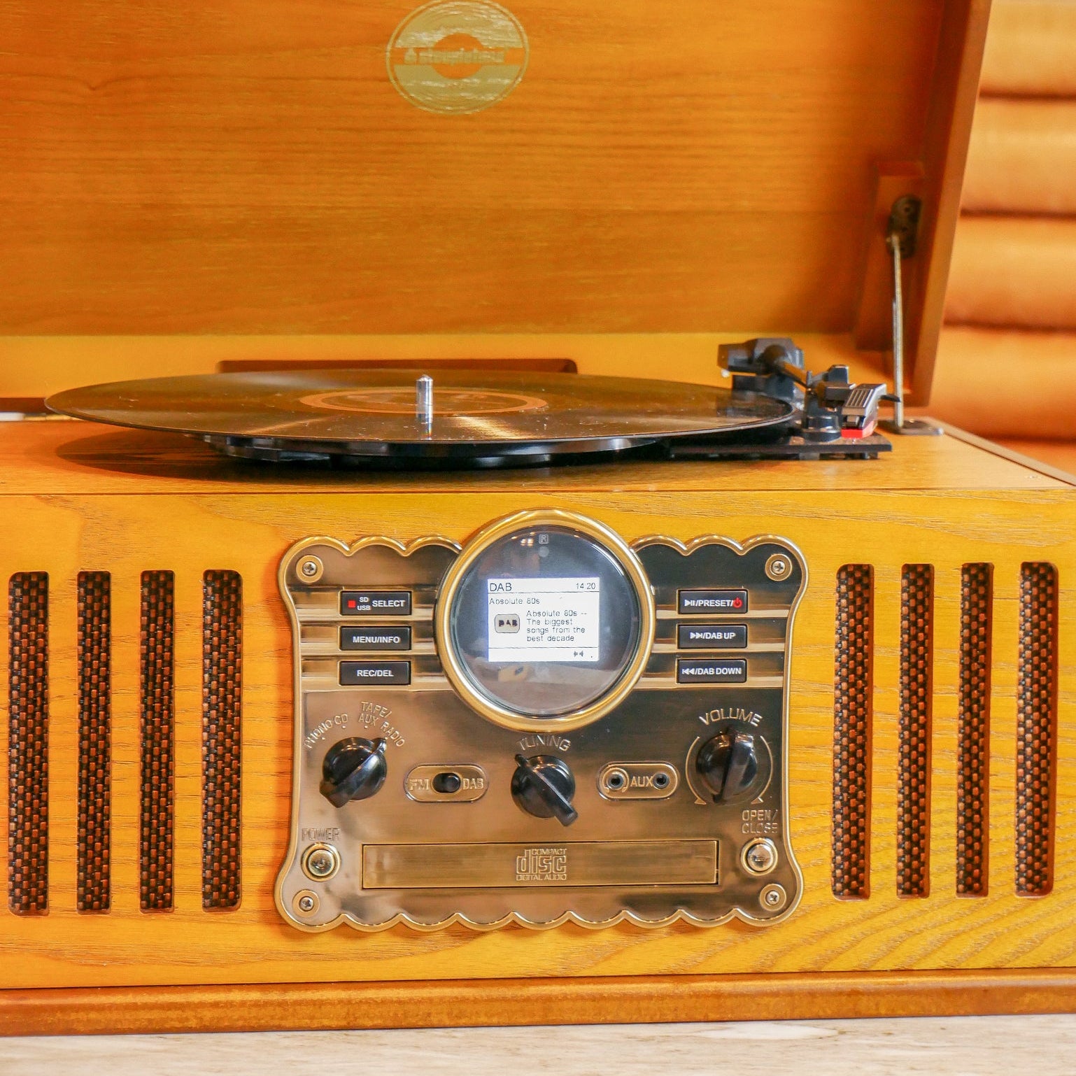 Westminster Nostalgic Wooden Music Center Light Wood